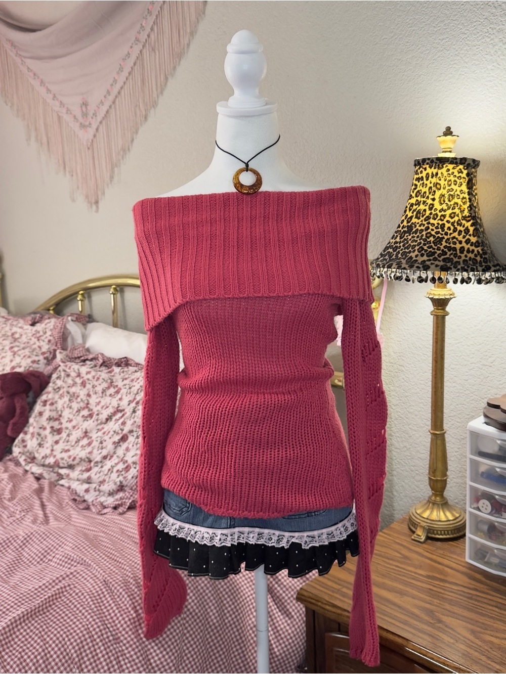 Y2K Off-Shoulder Ribbed Knit Sweater in Rose